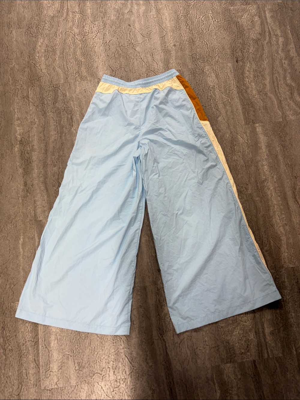 BDG Light Blue Wide Leg Colorblock Track Pants with Tan & Cream Panels - Picture 4 of 4